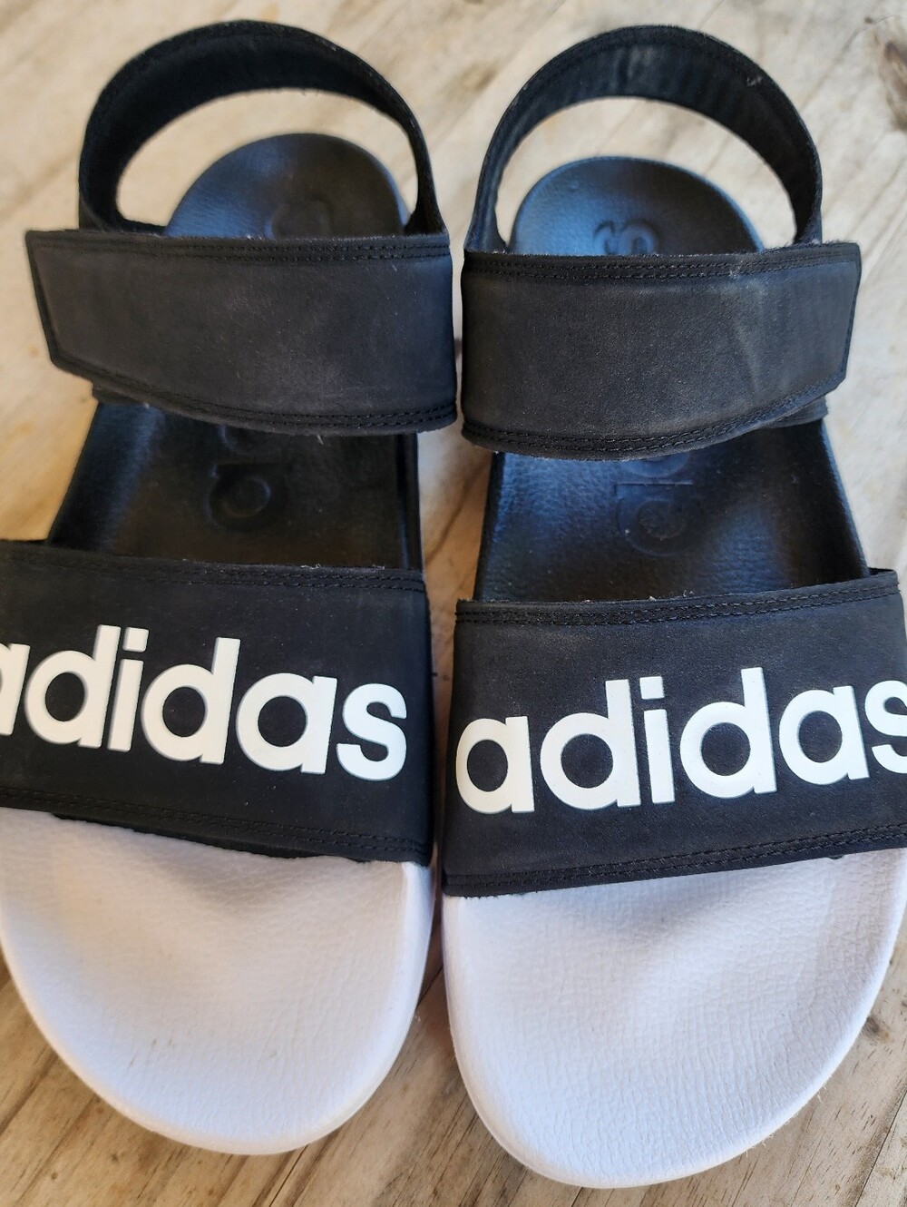 adidas Adilette Sandal Core Black White Strap Slides Size 10 (G28695)